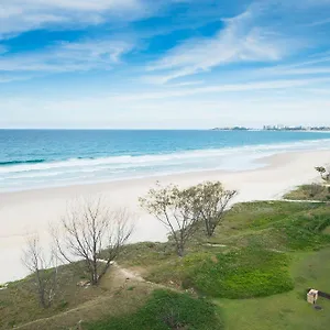 San Simeon Beachfront Tugun Aparthotel