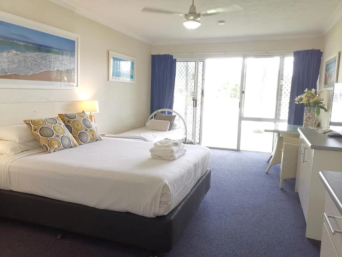 Bay Of Palms Hotel Gold Coast